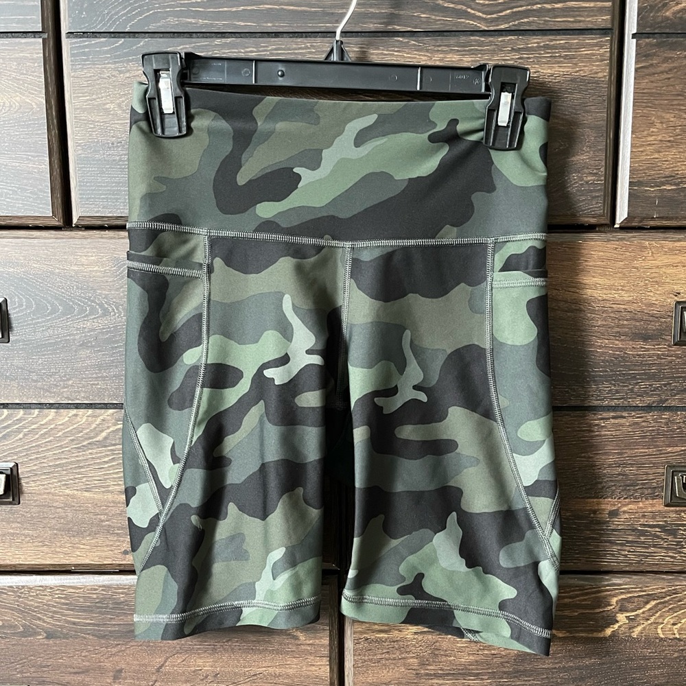Cameo bike shorts
